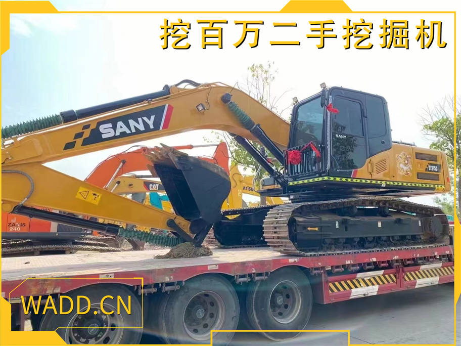 三一215挖掘機(jī)裝車發(fā)貨四川