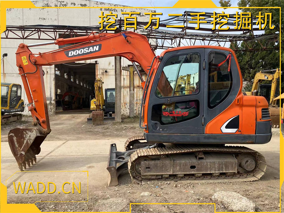 二手斗山DX75-9C挖掘機(jī)