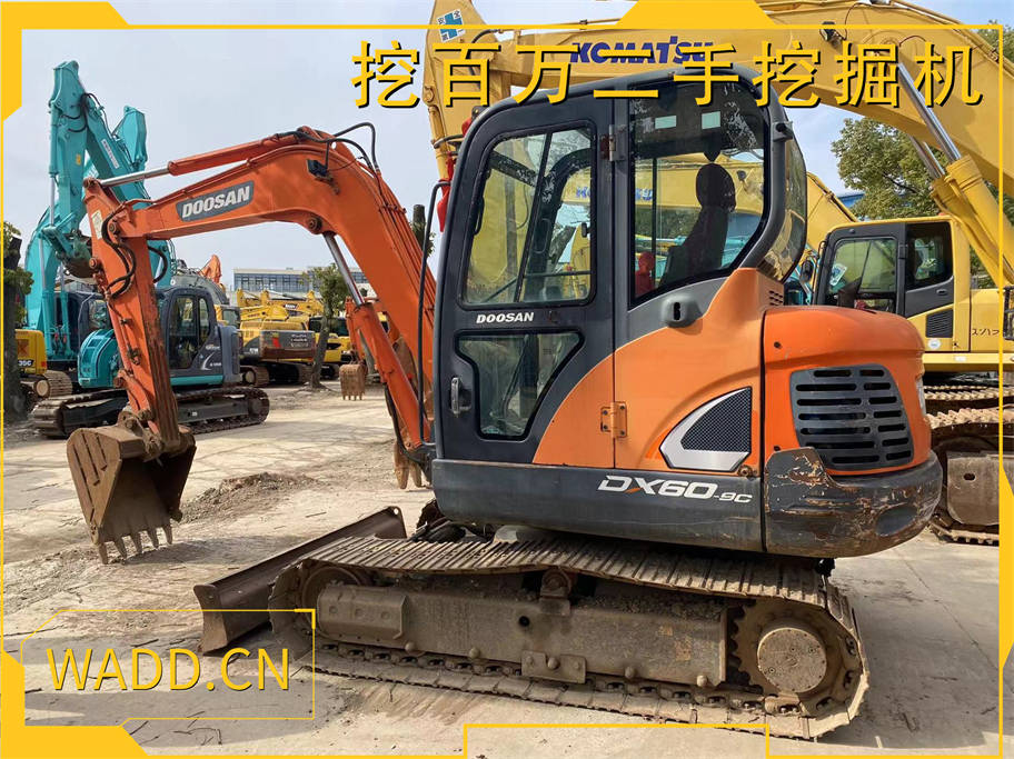 二手斗山DX60-9C挖掘機(jī)