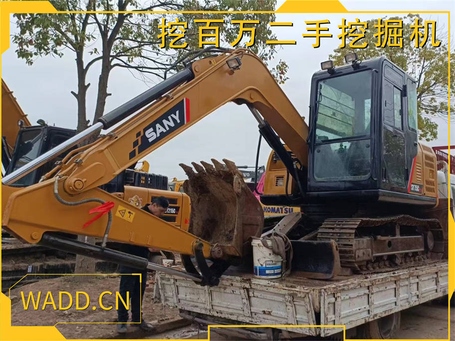 二手三一75挖掘機發貨新疆工地