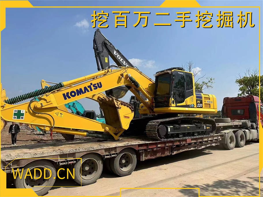 小松220挖掘機，高效助力工程施工！