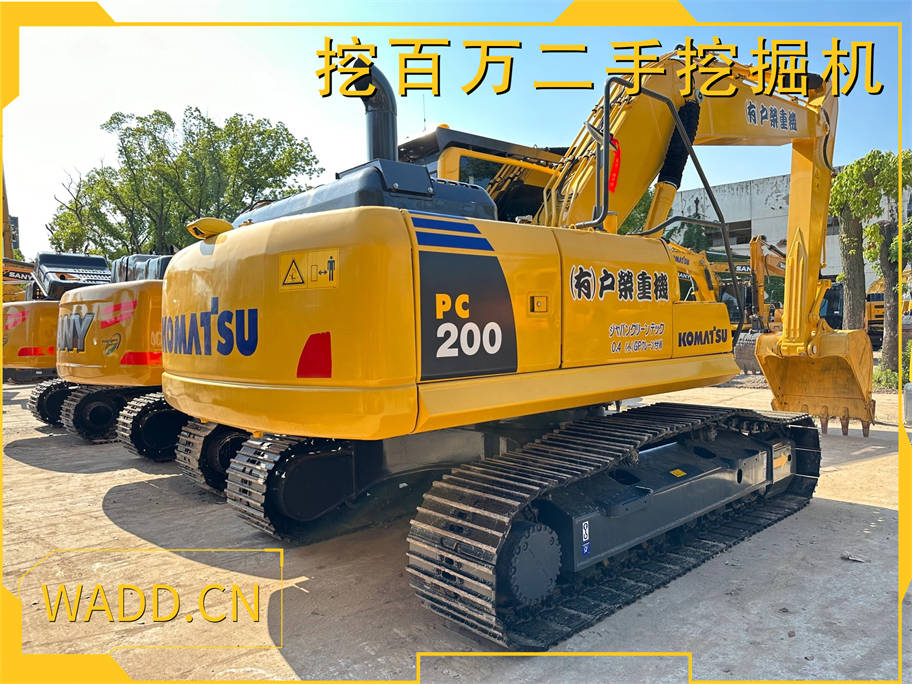 高性能二手小松200-8挖掘機，助您提升工程效率！