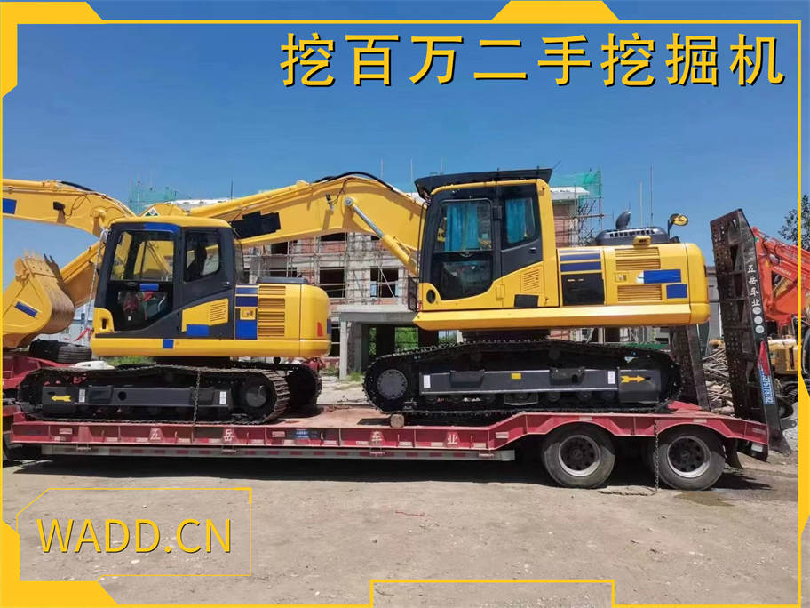 Steady Exports: Komatsu 220 and Komatsu 120 Excavators Await Your Selection