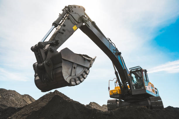 二手挖掘機(jī)的采購(gòu)注意事項(xiàng) | Key Considerations When Purchasing Used Excavators
