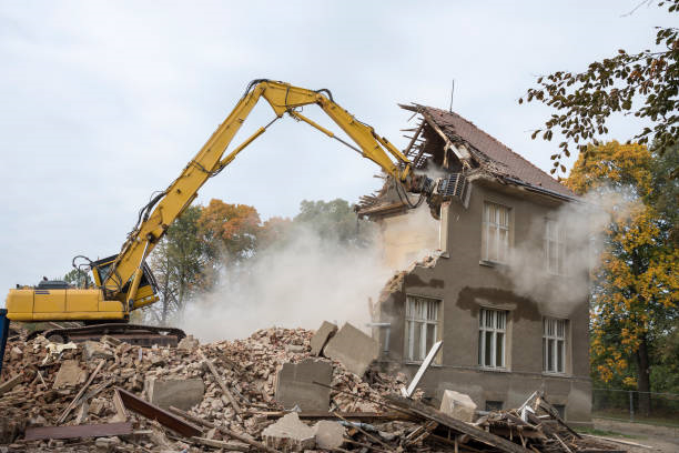 二手挖掘機在物流和倉儲設施建設中的應用及其優勢 Applications and Advantages of Second-Hand Excavators in Logistics and Warehouse Facility Construction