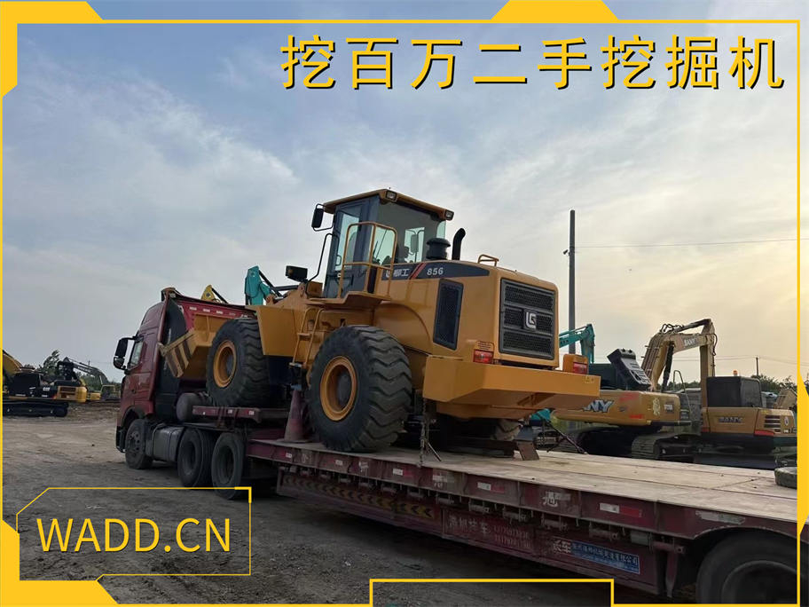 成功發貨柳工856裝載機到四川客戶現場 Successful Delivery of LiuGong 856 Wheel Loader to a Client in Sichuan