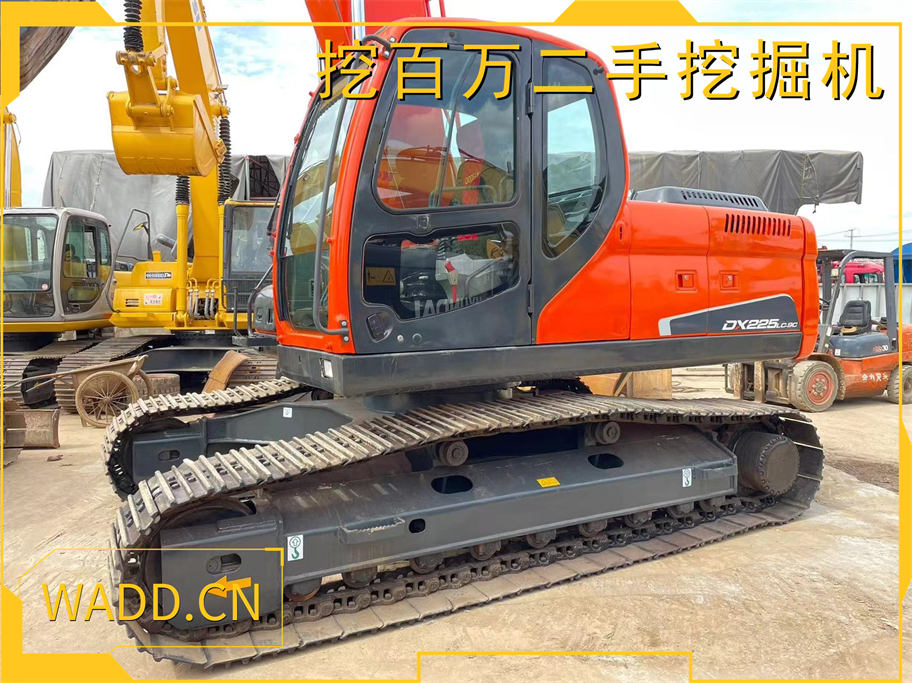斗山DX225LC二手挖掘機(jī) | 穩(wěn)定性與高效性的完美結(jié)合 Doosan DX225LC Used Excavator | The Perfect Combination of Stability and Efficiency